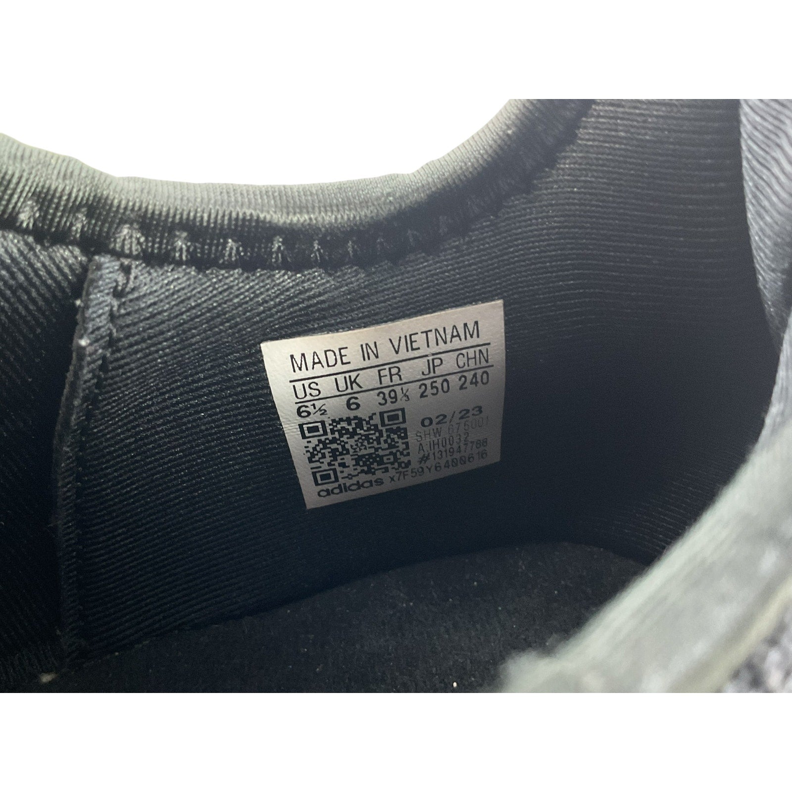 Tenis 6.5 (Adidas)