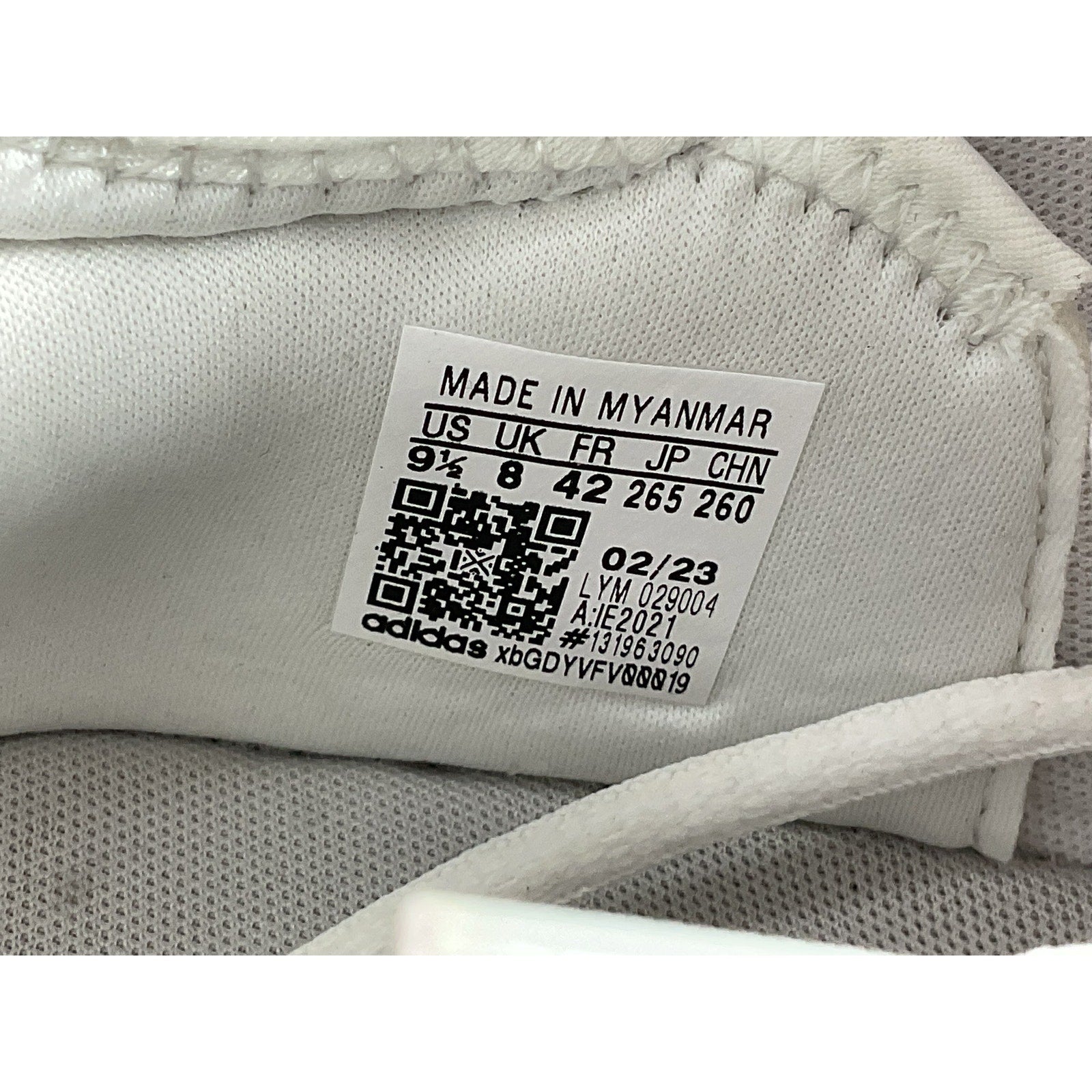 Tenis 9.5 (adidas)