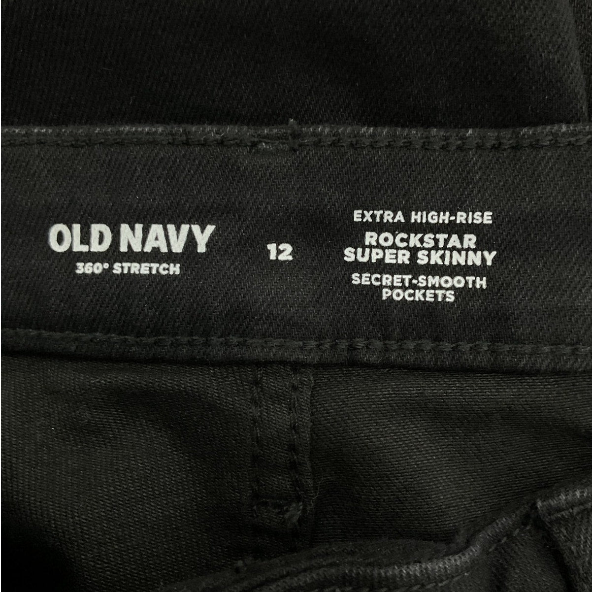 Pantalon 12 (Old Navy)