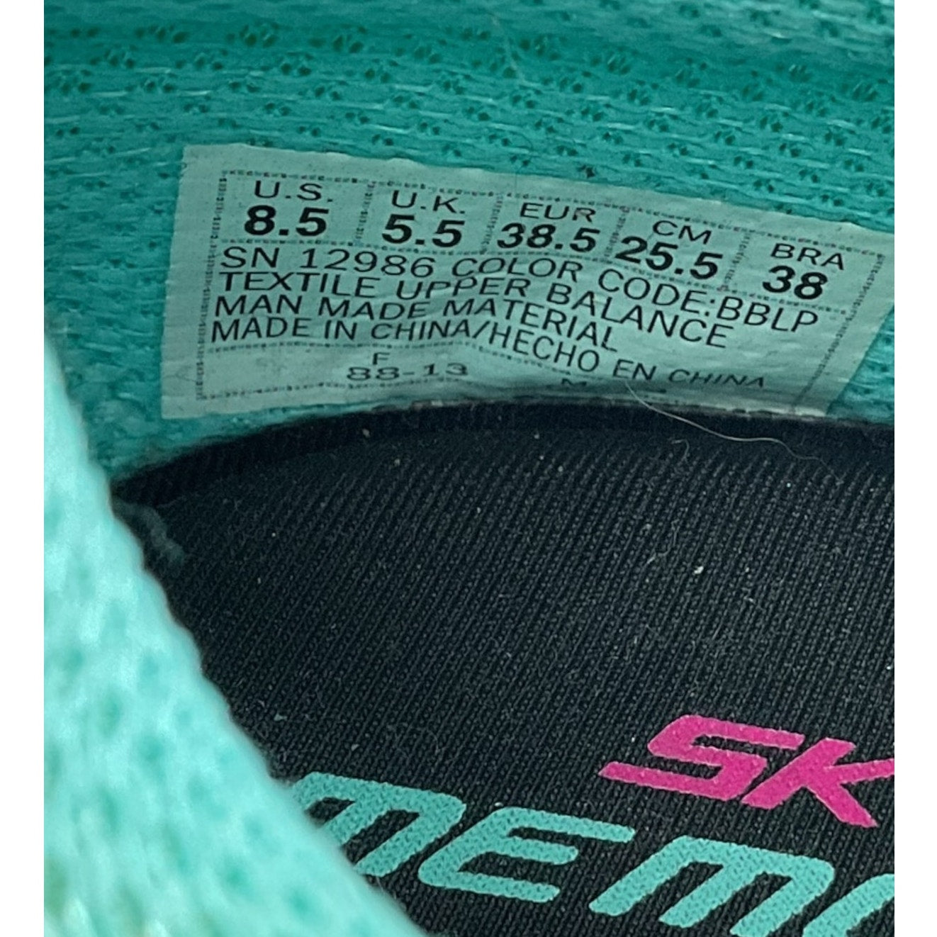 Tenis 8.5 (Skechers)