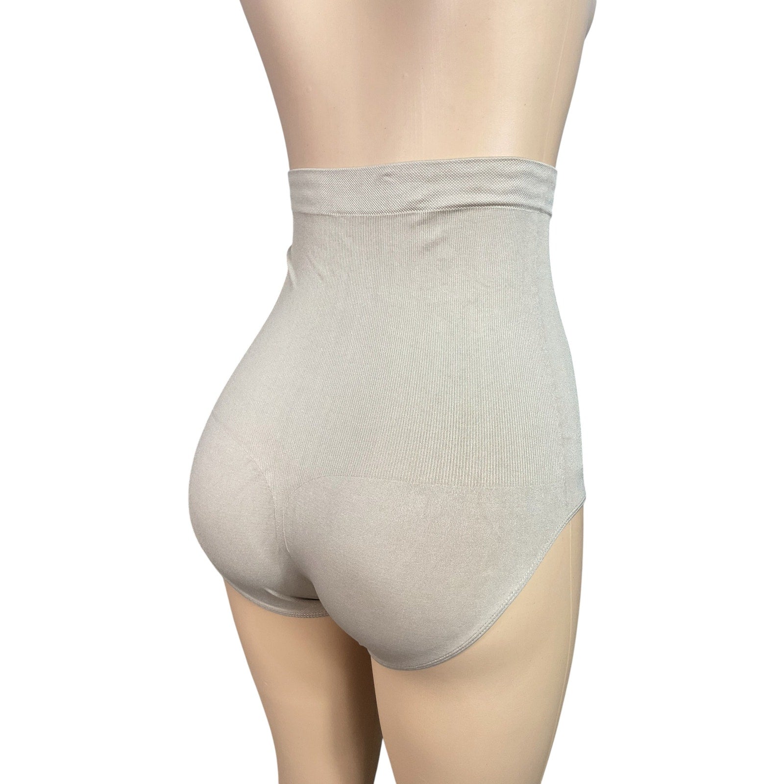 Short tallador de tiro alto XL-XXL (EMPETUA)