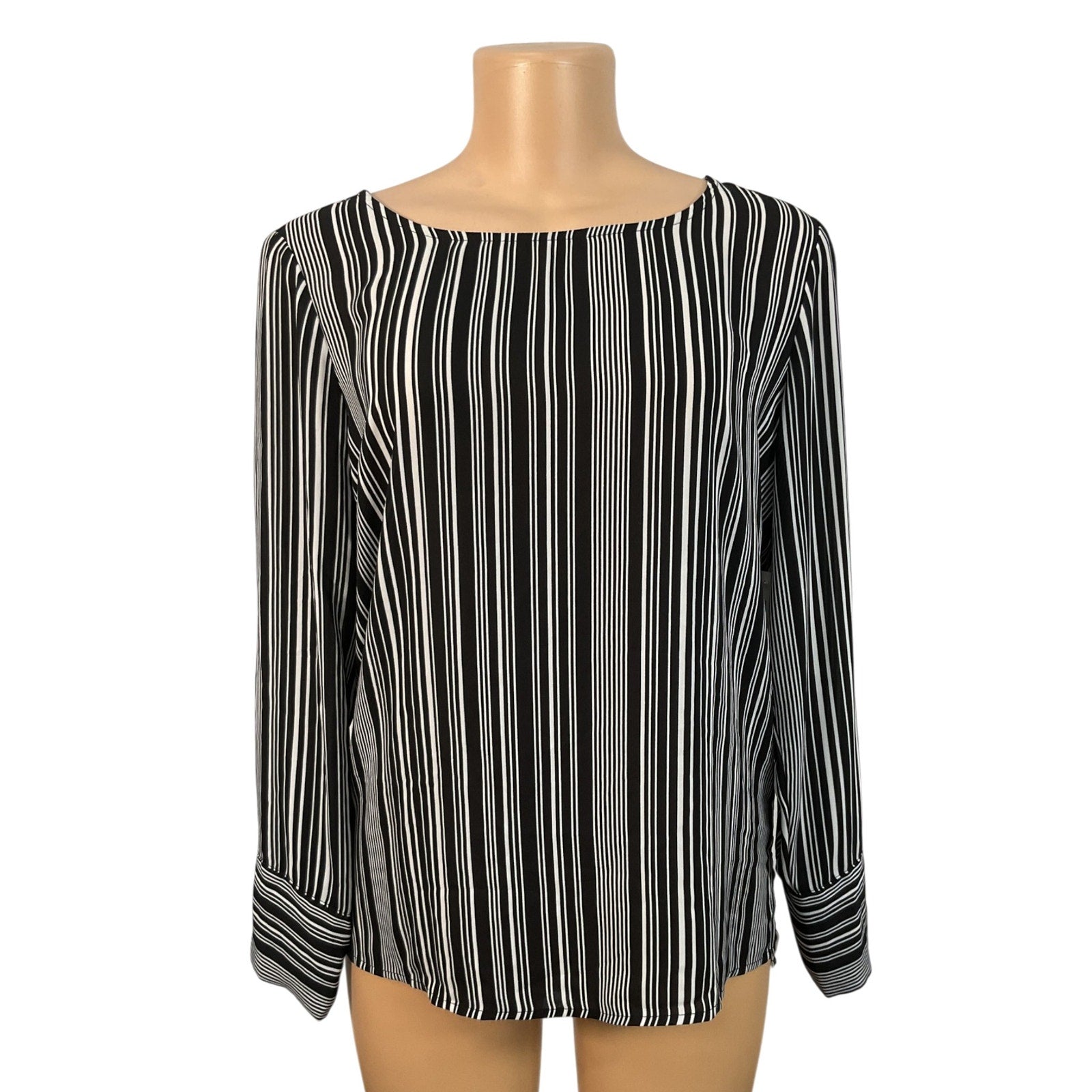 Blusa M (CounterParts)