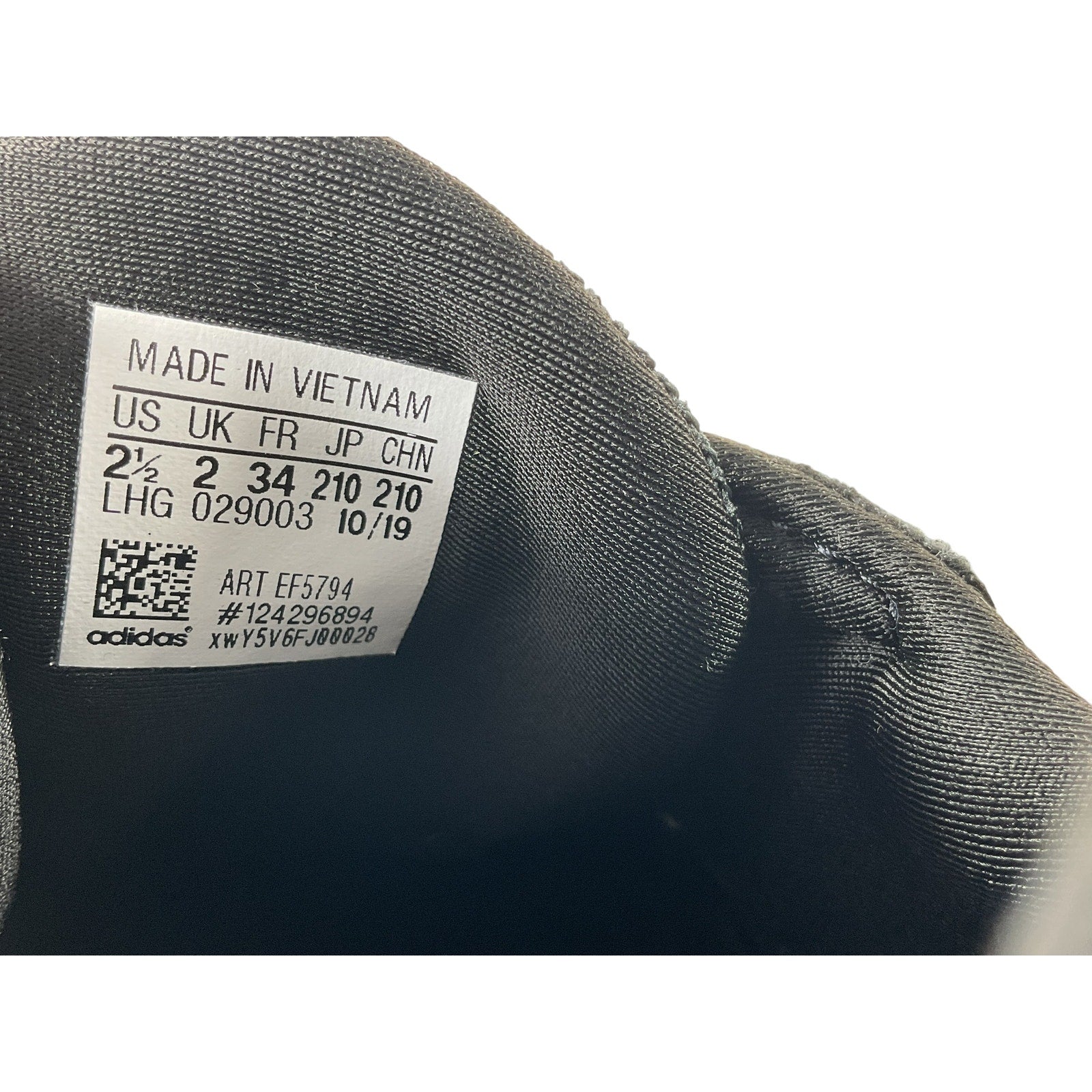 Tenis niño 2.5 (Adidas)