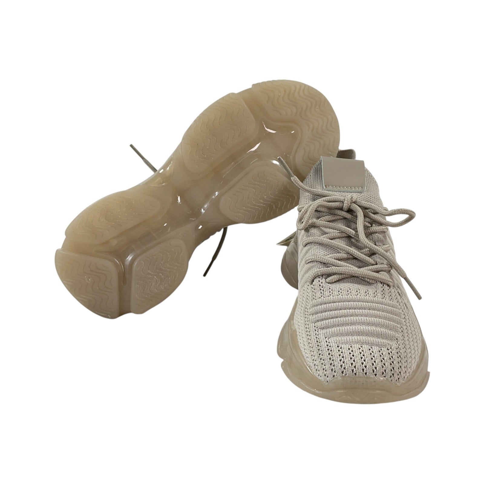 Tenis 8.5