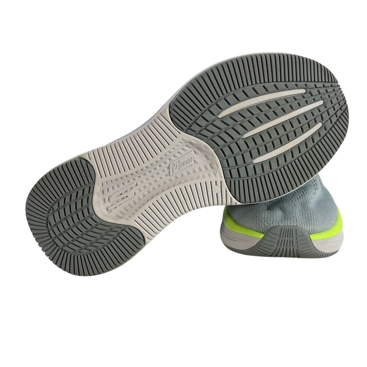 Tenis 6 (Skechers)