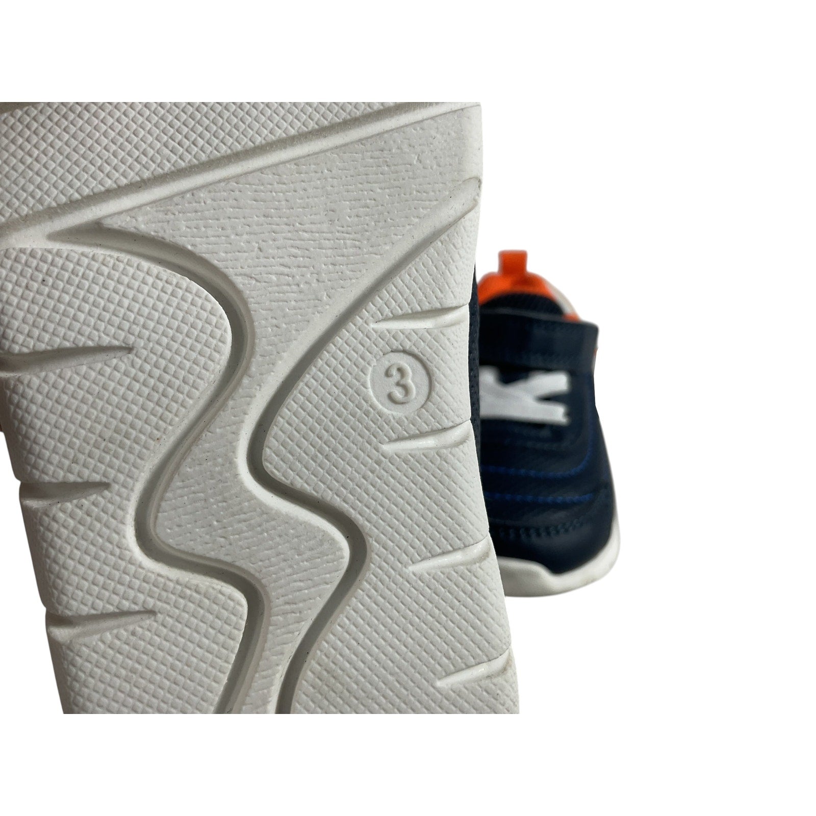 Tenis niño 3 (Carter’s)