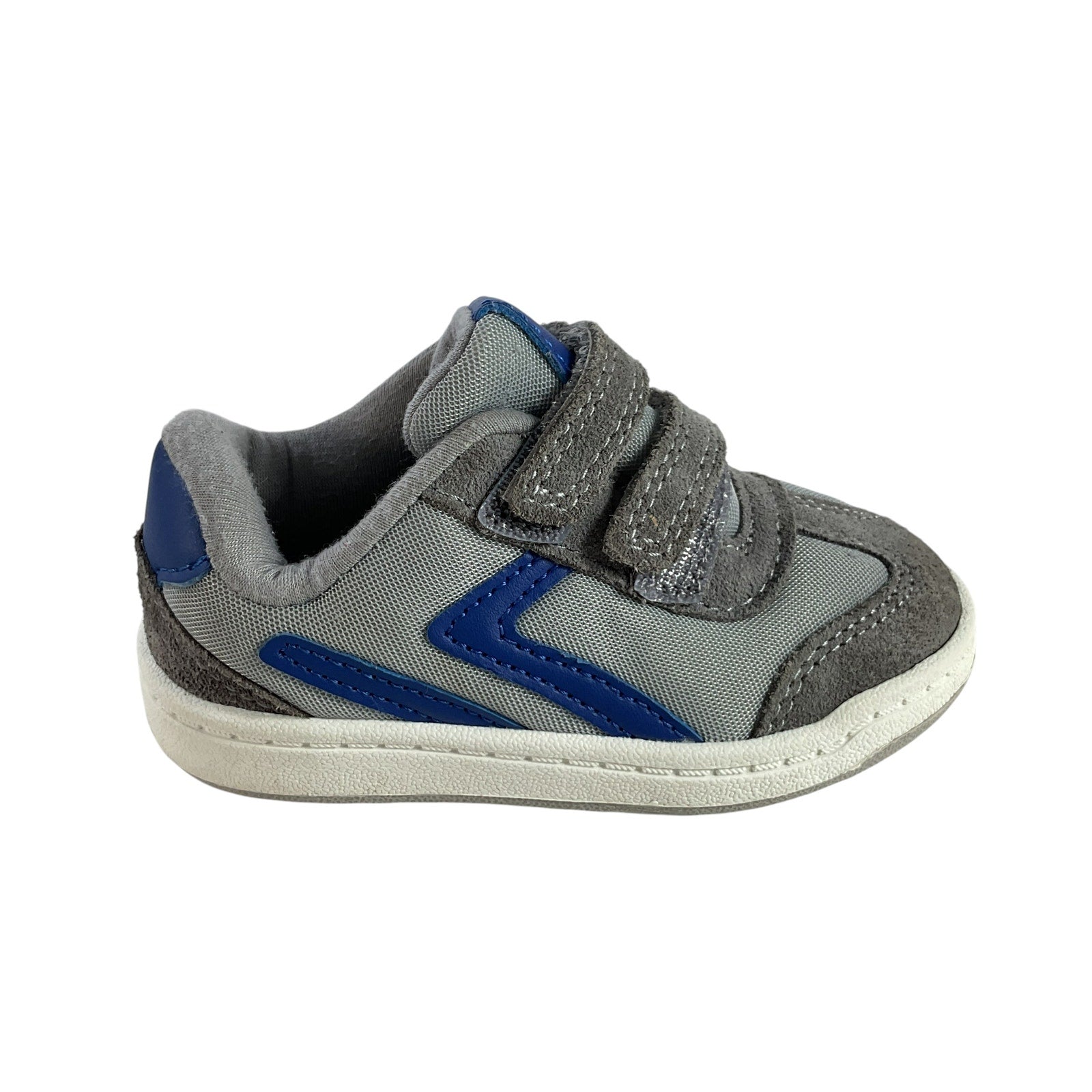 Tenis niño 6  (Cat & Jack)