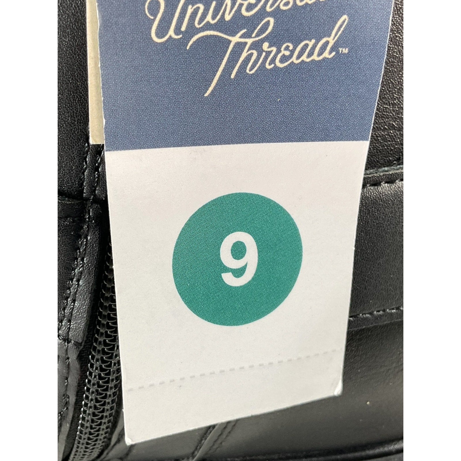 Bota 9 (Universal Thread)