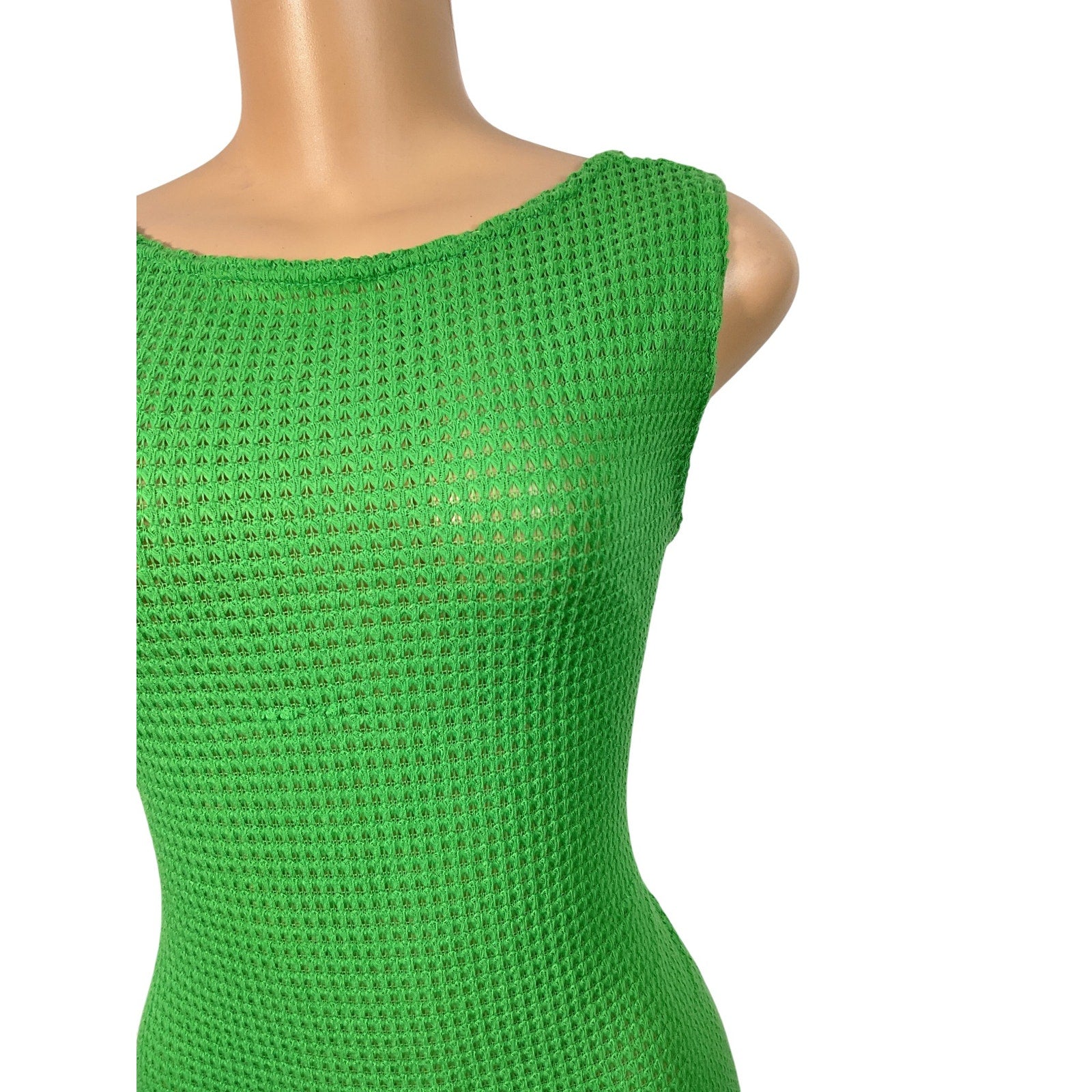 Vestido 10 (PRETTYLITTLETHING)