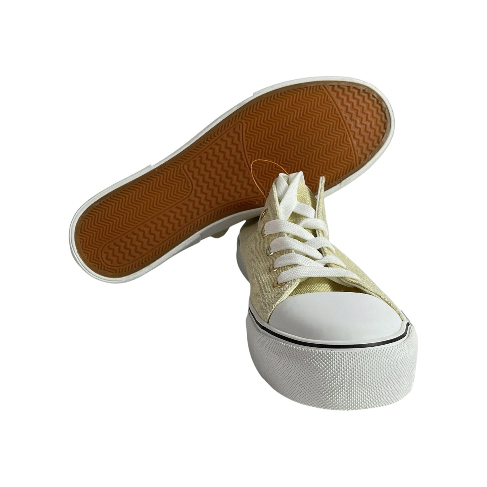 Tenis 8.5