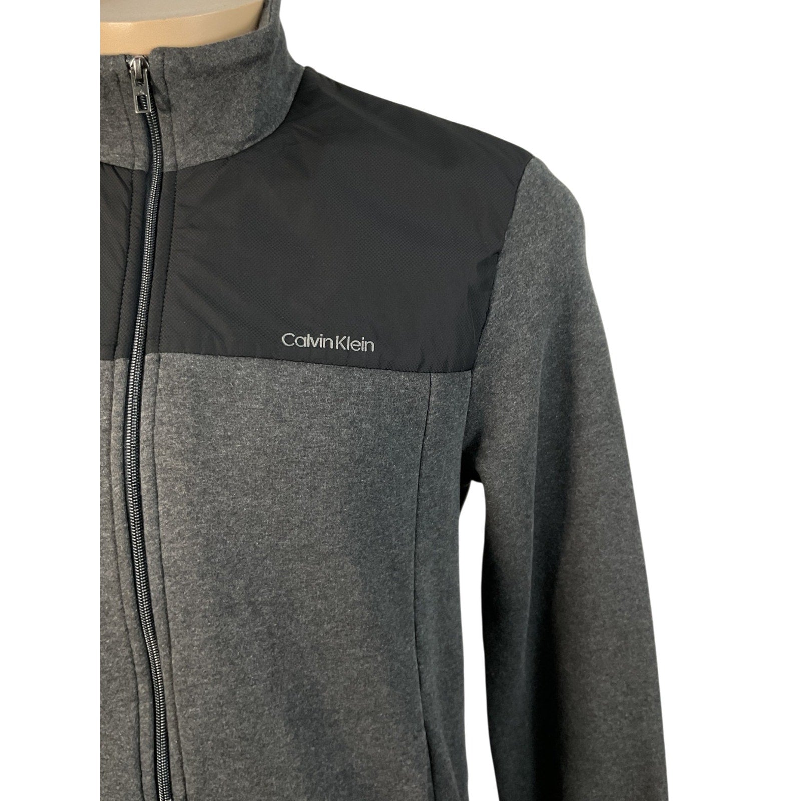 Sueter M (Calvin Klein)