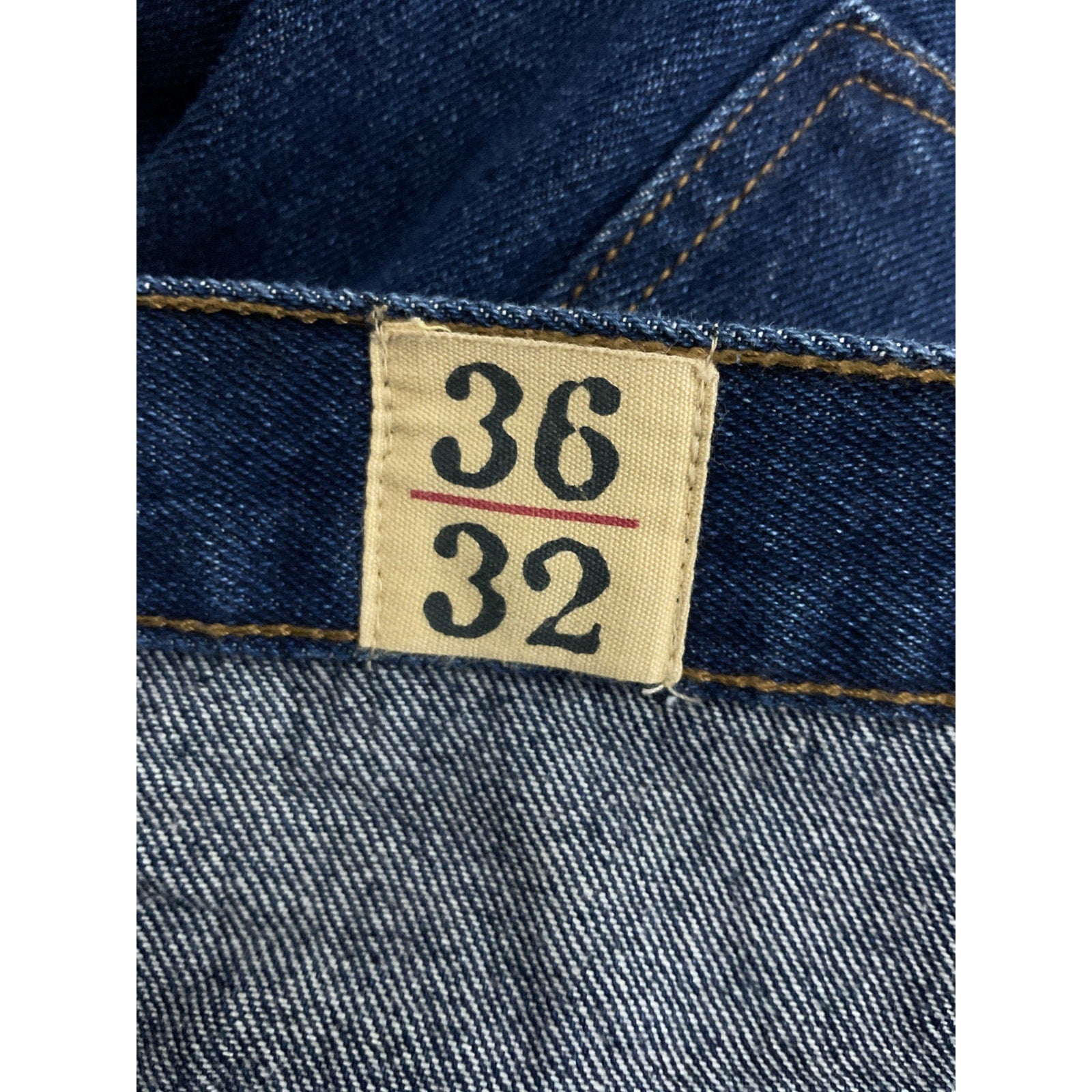 Jean 36x32 (Red Head)