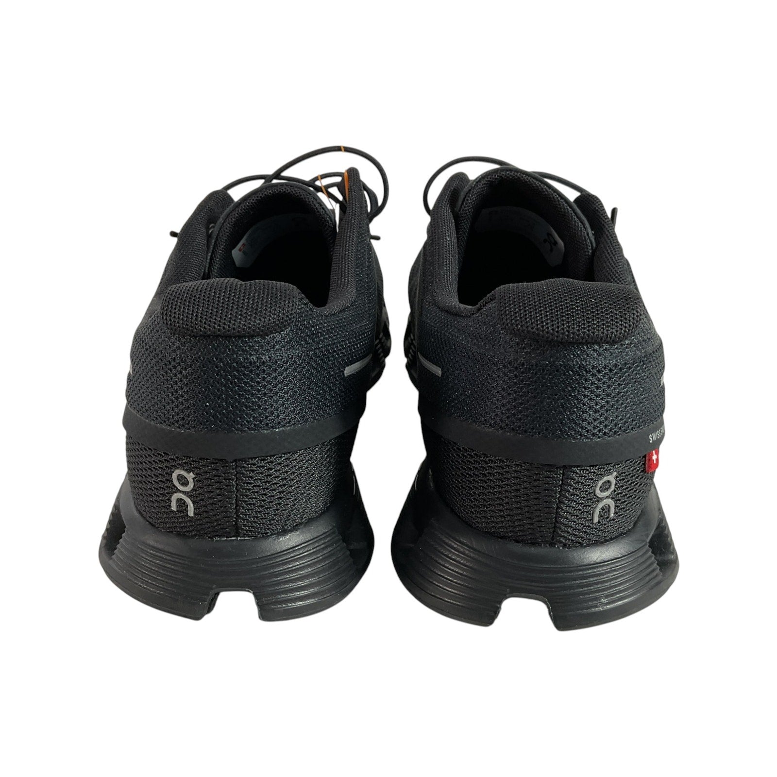 Tenis W8.5 (On Cloud)