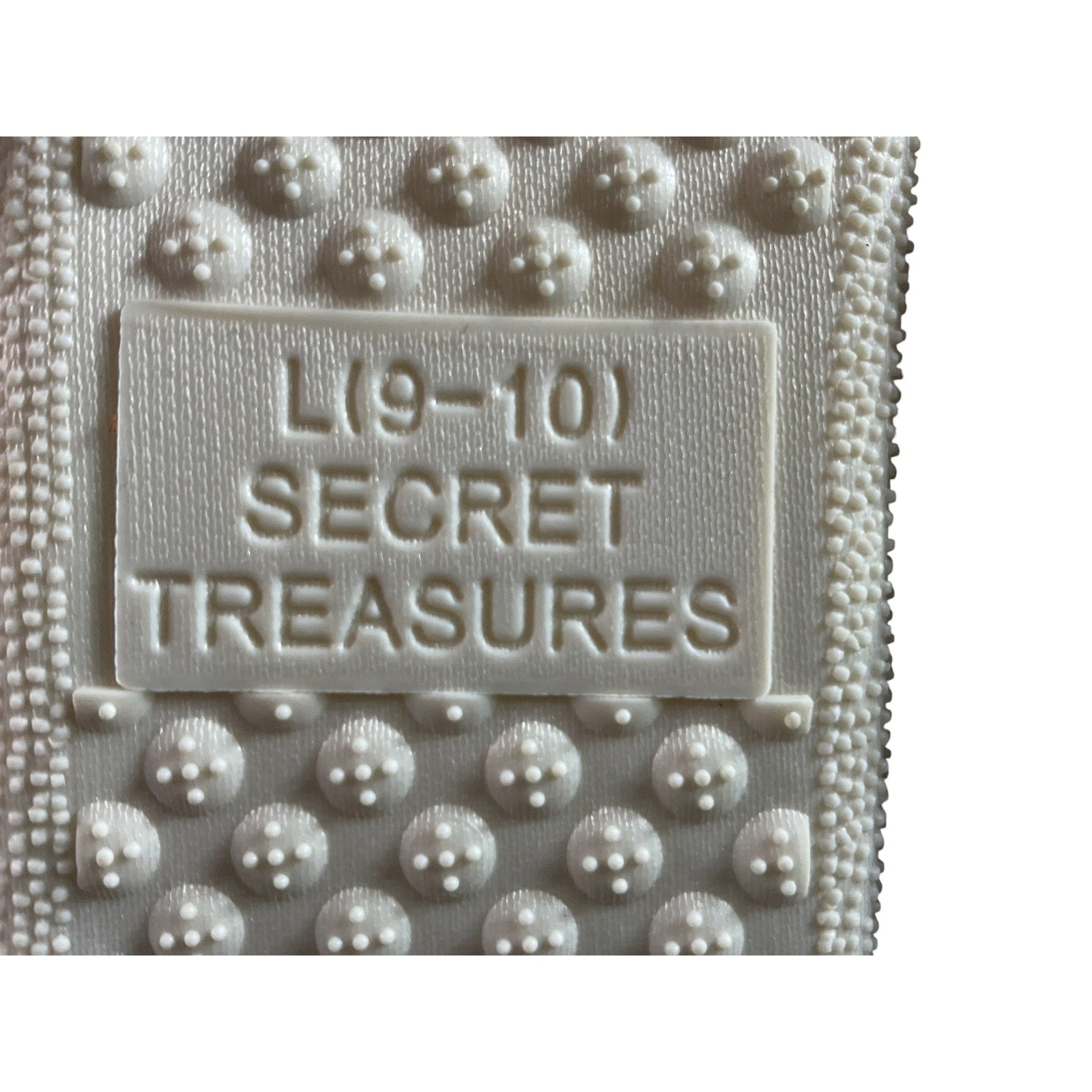 Pantufla 9-10 (Secret Treasures)