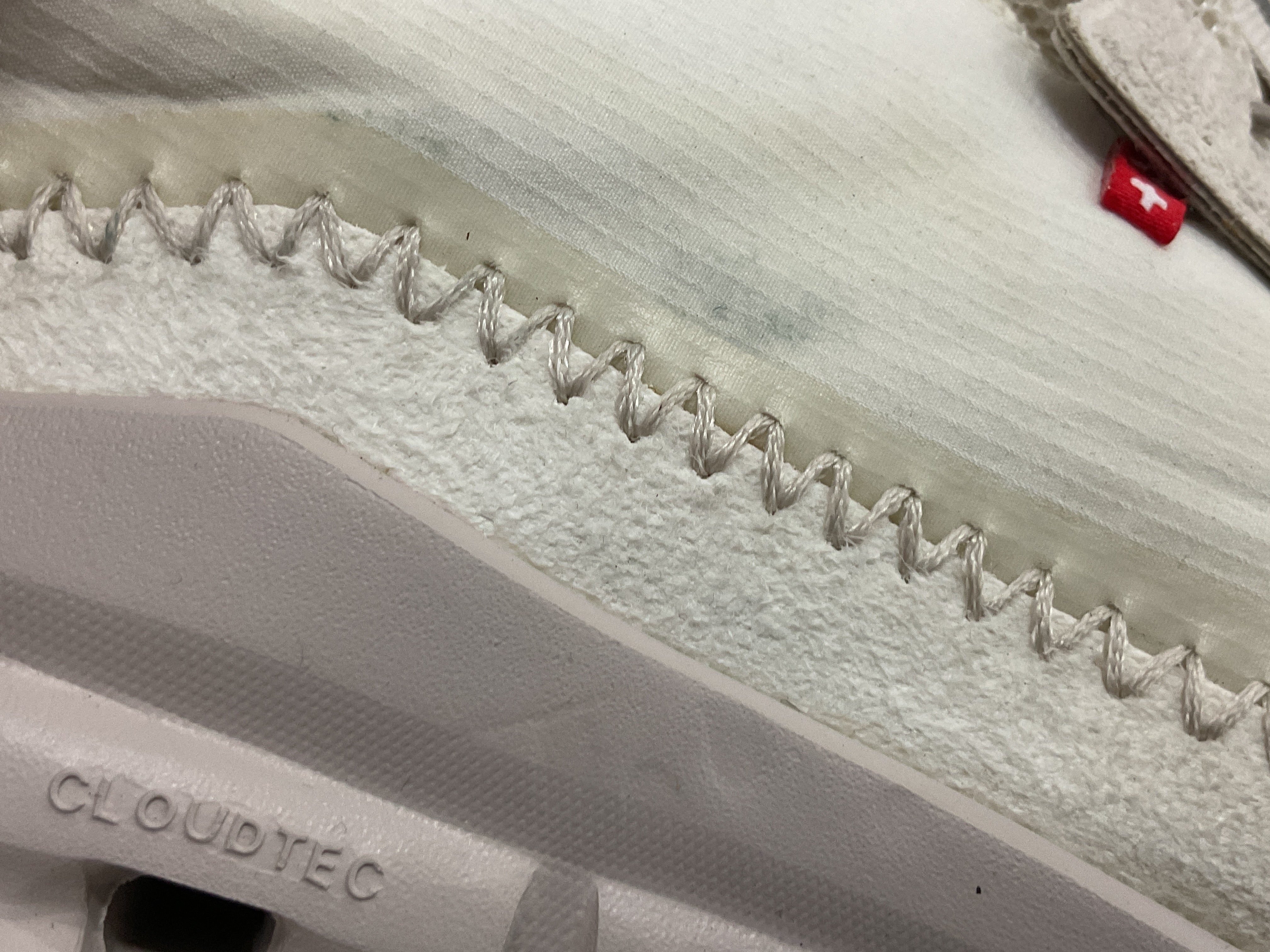 Tenis W10 (On Cloud)
