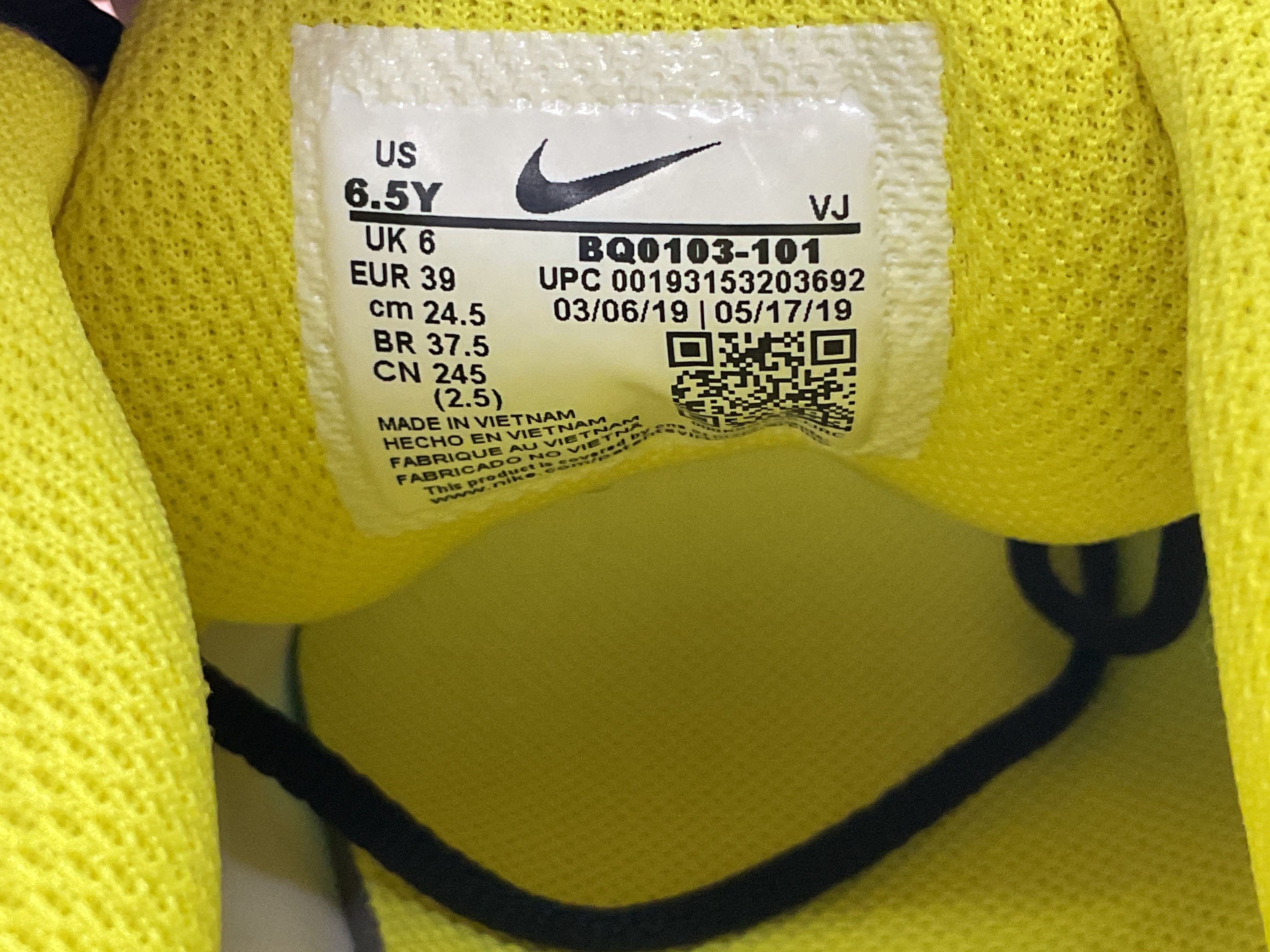 Tenis  6.5Y (Nike)